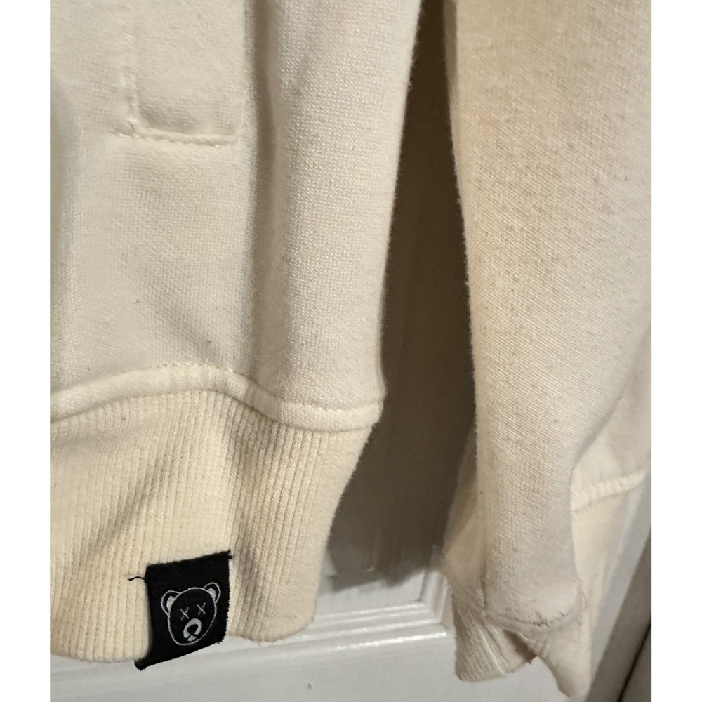 CIVILIZED Bear Graphic Crewneck Sweatshirt Cream Medium Long‎ Sleeve Pockets - Picture 4 of 7